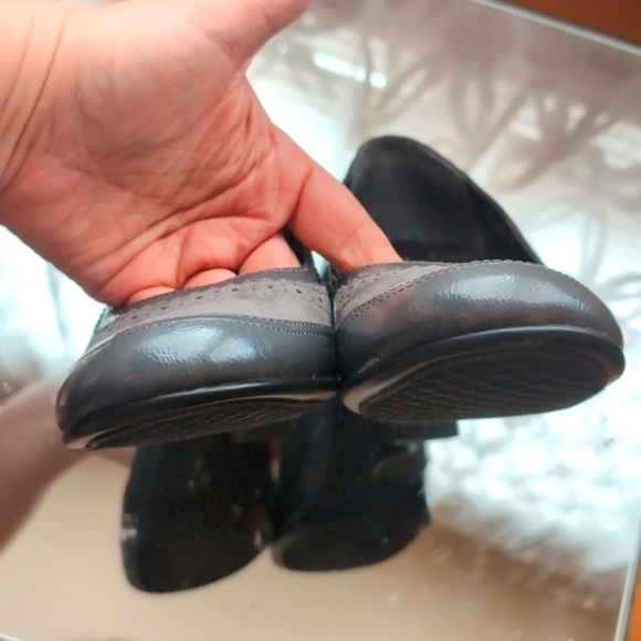 AEROSOLES Women's Size 8M Gray Classic High Heel Round Toe Heels - Picture 12 of 13